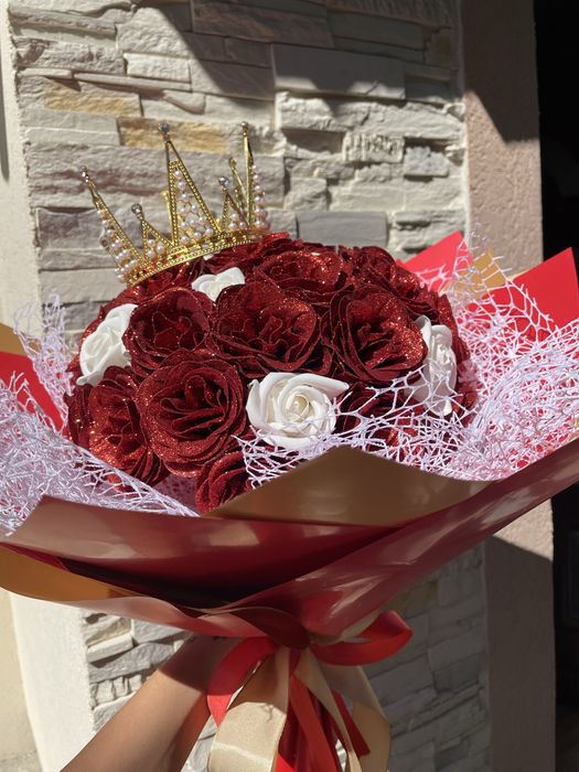 Buchet trandafiri imperiali IASI