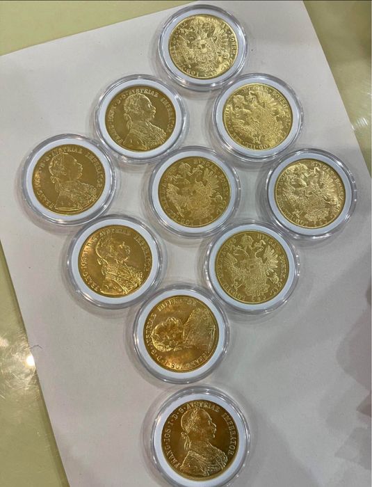 Vand monede placate cu aur 24k