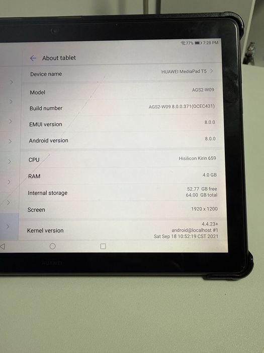 Tableta huawei media pad t5. Cu folie si husa. Negociabil