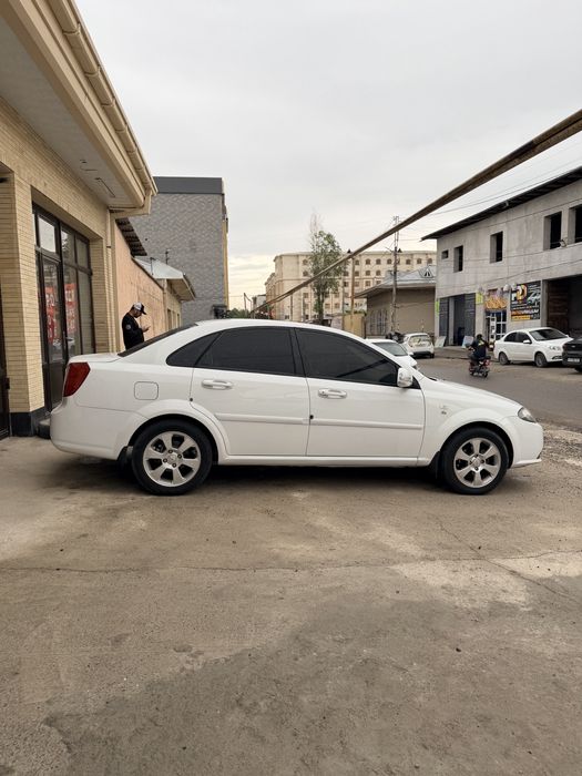 Gentra 2018 / lacetti jentra