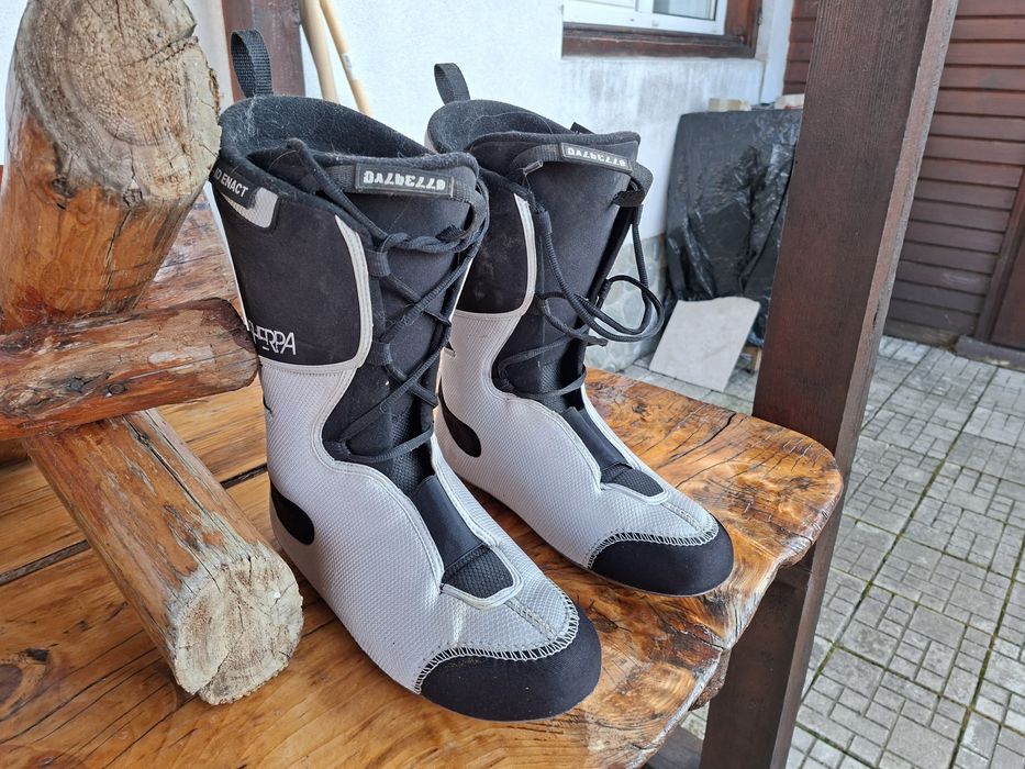 Clăpari schi de tură