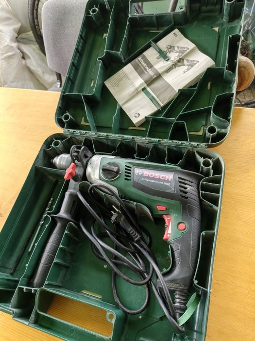 Bormașină cu percuție Bosch AdvancedImpact 9000, 900W