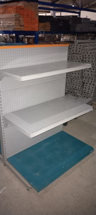 Торговые стеллажи