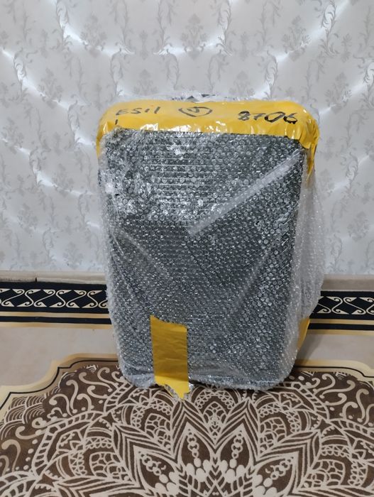 Чемодан изумрудный новый