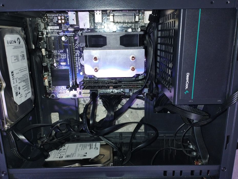 Бюджетный по начинке ПК