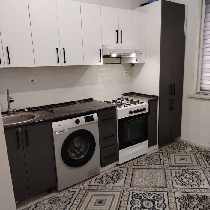 Mirzo ulugbek tumani pushkin metro yonida