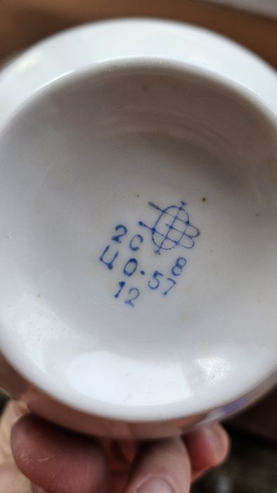 Порцеланови купи