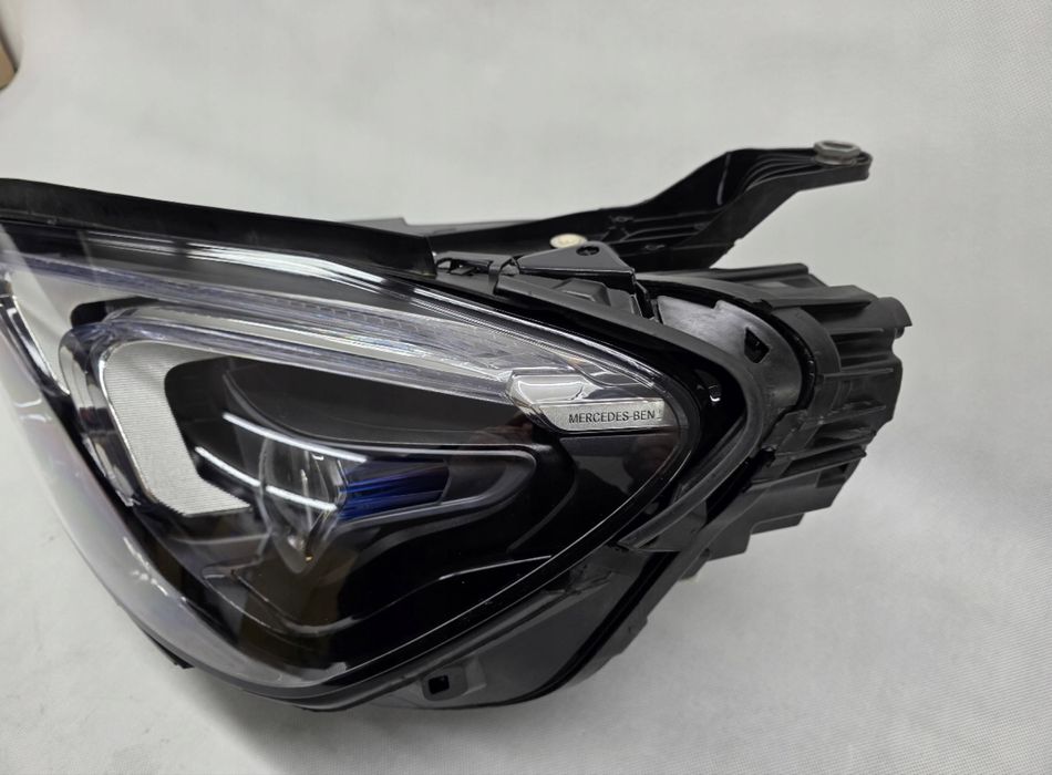 Ляв фар за Mercedes GLE W167