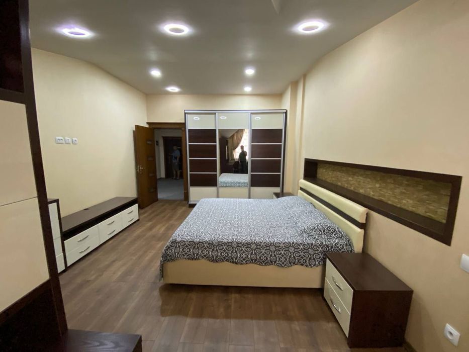 Мирабадский район. Улица Нукус. 4х комнатная