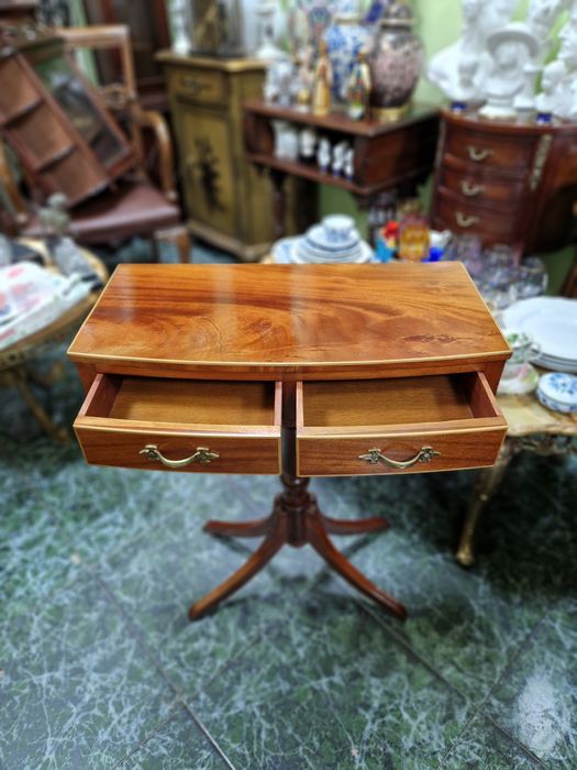 Превъзходна антикварна френска конзолна масичка