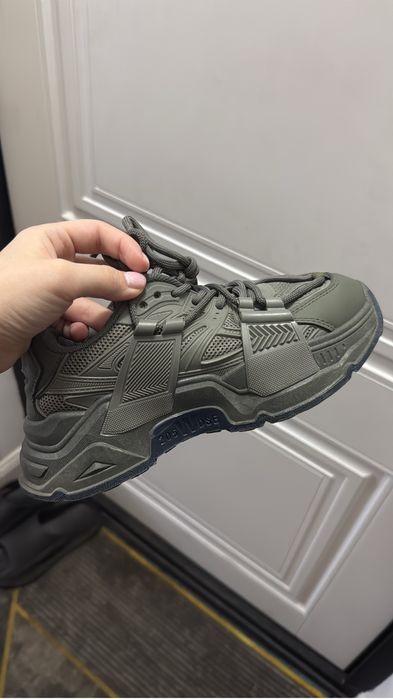 Женские вещи 42-44