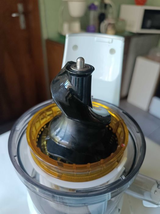 Продавам Сокоизстисквачка Concept LO7066 –  за здравословен живот