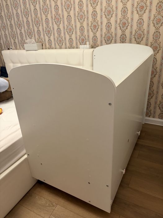 Бяла дървена кошара 120/60