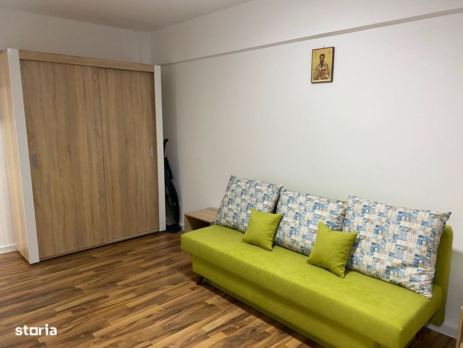 Garsoniera de închiriat - bloc "Casa Cărții"
