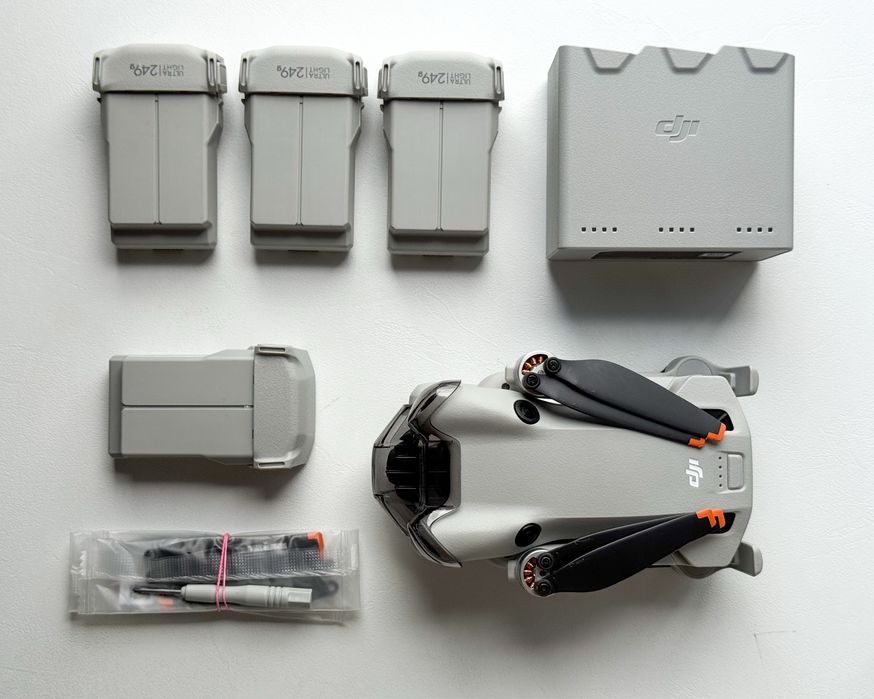 DJI Mini 4 PRO от Fly More Combo пакета БЕЗ контроллер