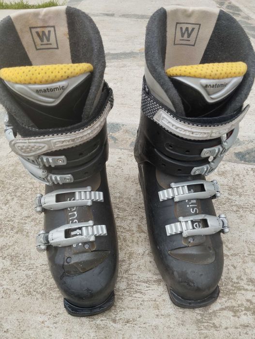 Ски атомик и обувки Соломон