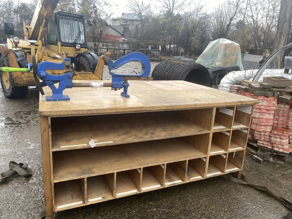 Masini de taiat garnituri si masa de croit solida 2,5x1,5 m