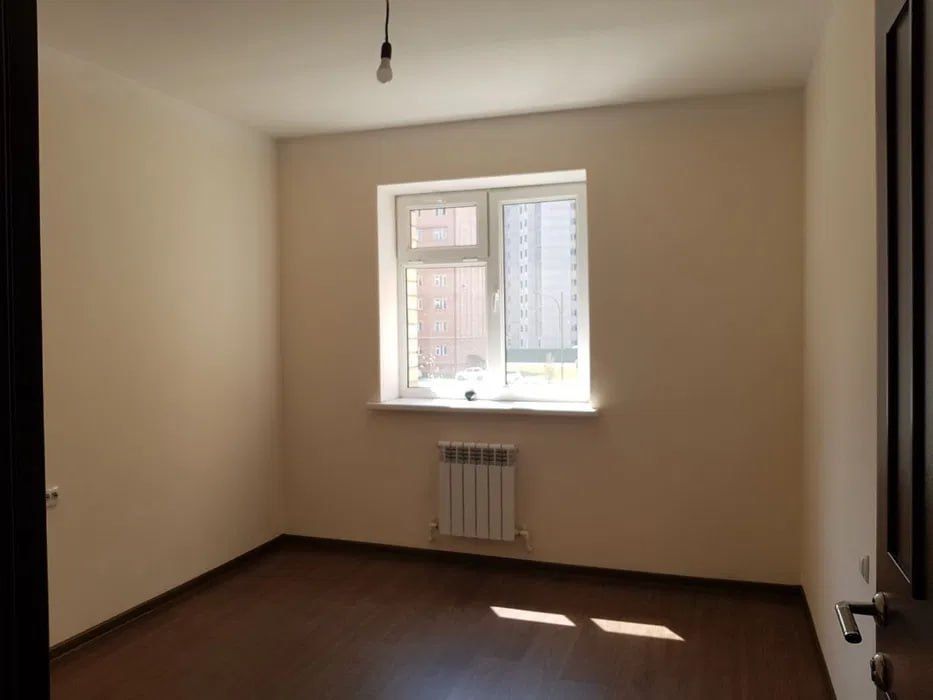 Сергели 9 худуд  2/2/7 ,60 кв накд ёки ипотекага уй сотилади