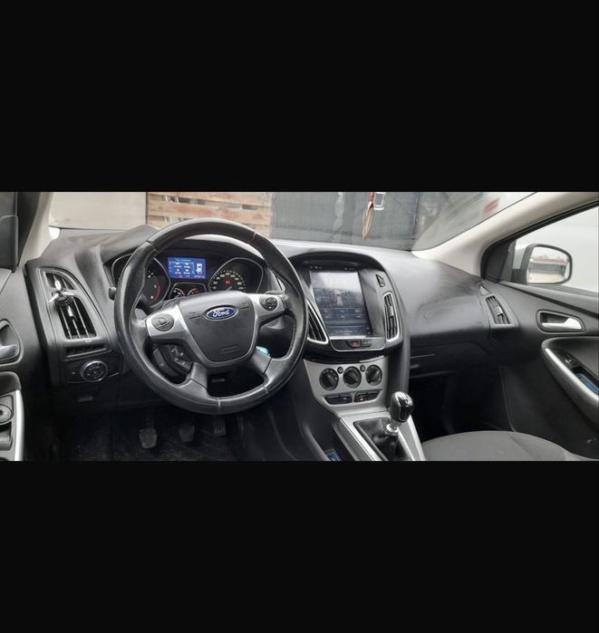 FORD Focus 2013 — imagine 5