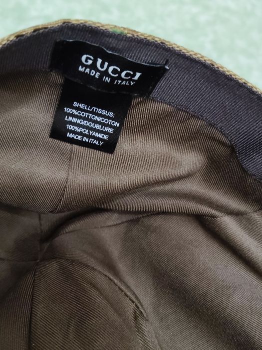 Gucci șapcă  Italy