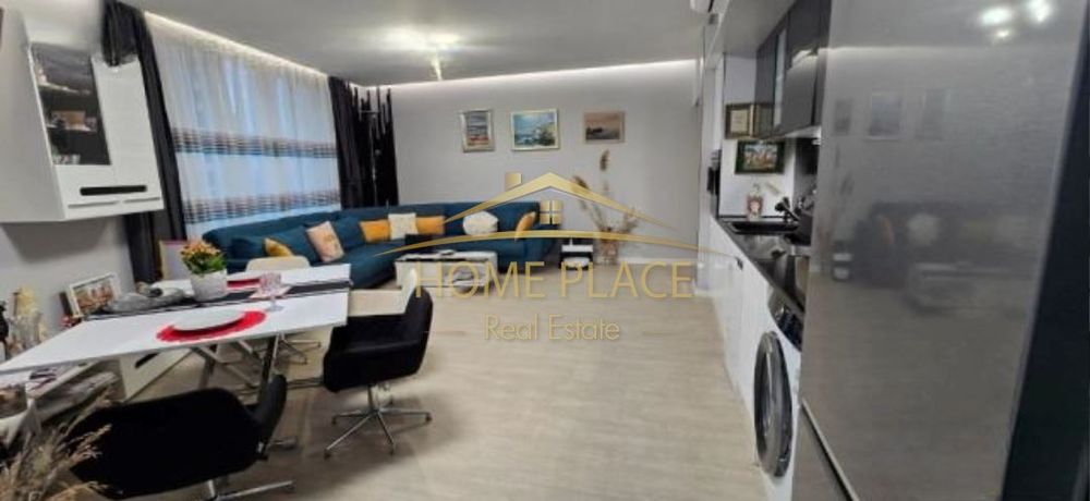 Продава се Тристаен апартамент в Варна, Трошево - 126 кв.м за 1356 €/кв.м - Снимка #2