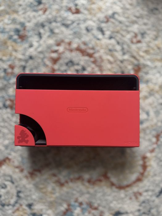 Nitendo switch Oled Mario Edition nou schimb/vand