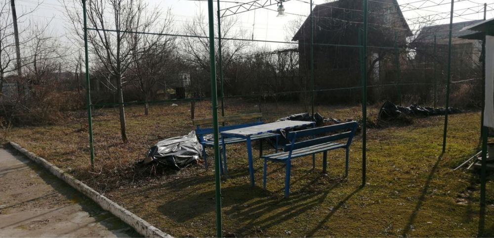 Продается своя дача