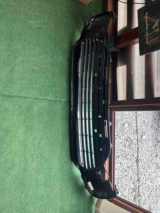 решетка в предна броня Toyota Camry XV70 модел 2021-2024г. #531SA