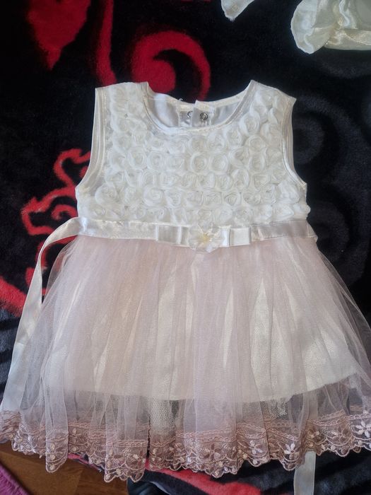 Rochie eleganta fetite