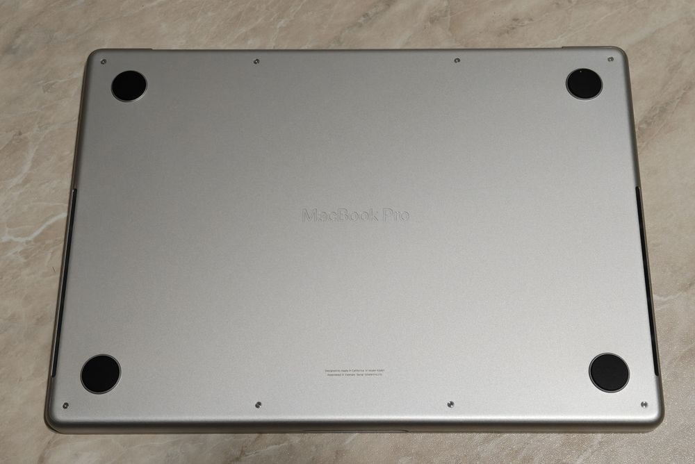 MacBook Pro 14 M4PRO 24/512 20 циклов