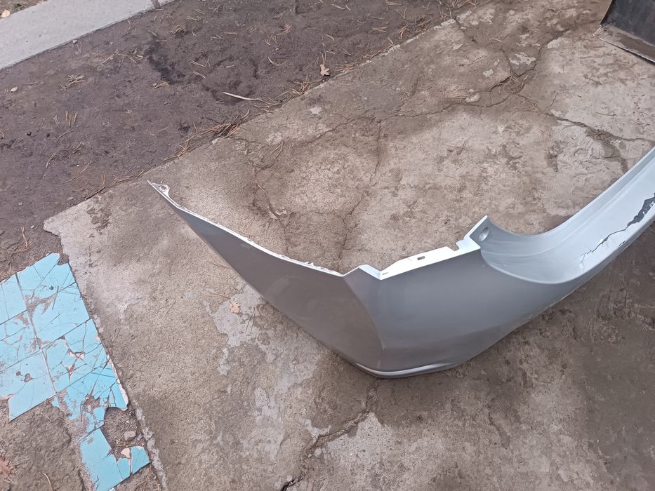 Бампер на кароллу 2017г