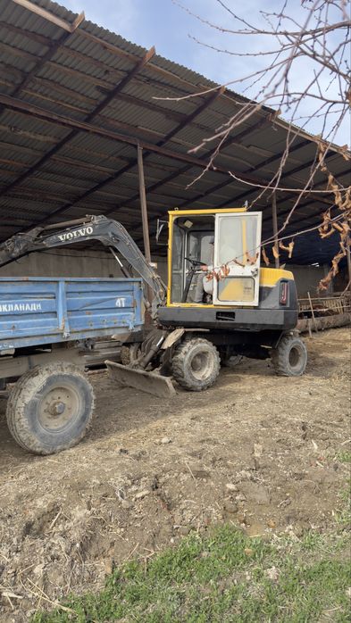 Ekskavator volvo sotiladi