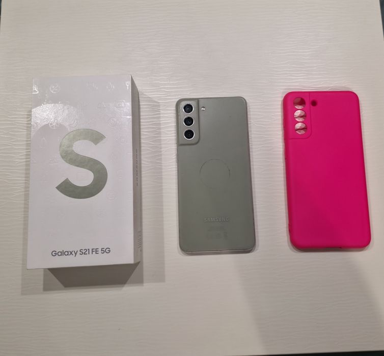 Samsung S21FE 128 GB display defect