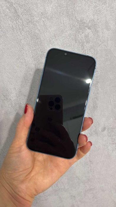 iPhone 13 128ГБ 78% без царапин и ремонта