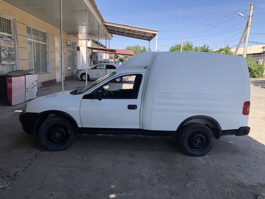 Opel Kombo Срочно продается