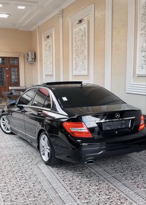 W204 sotuvda 2013 c250