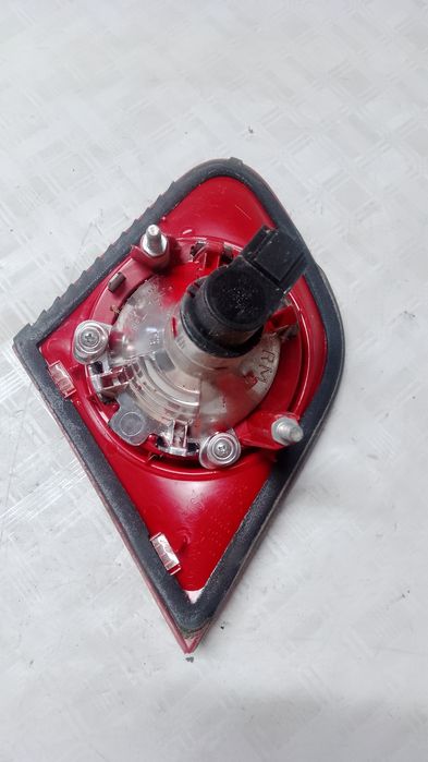 stop stanga hayon  volkswagen passat b6 berlina - motorina 2010