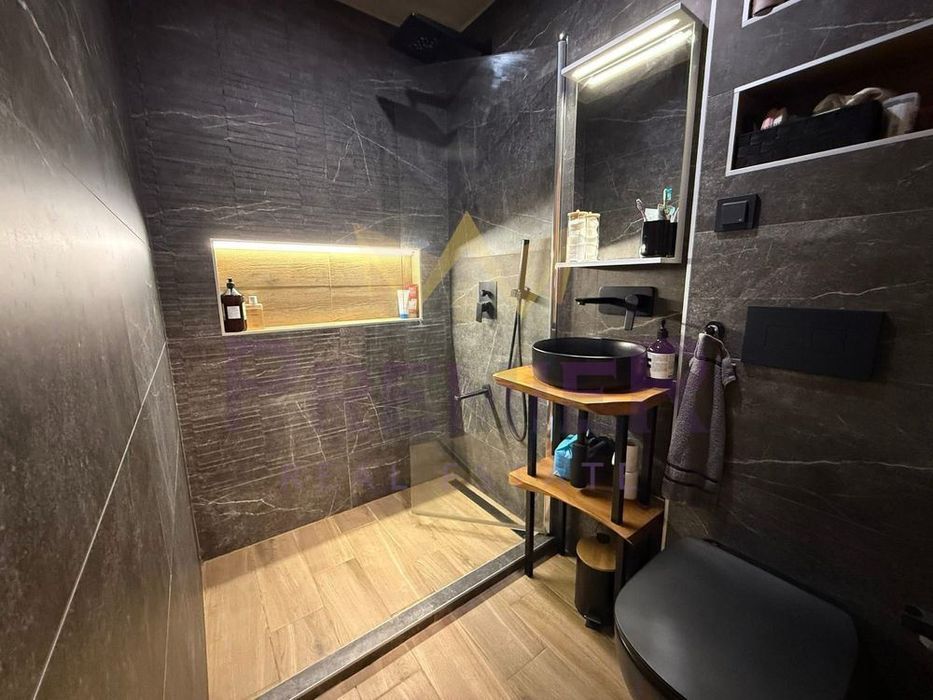 Дава се под наем Четиристаен апартамент в Варна, Генералите - 120 кв.м за 1200 € - Снимка #6