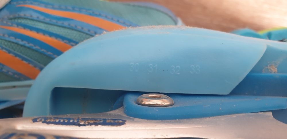 Продам ролики регулируемые