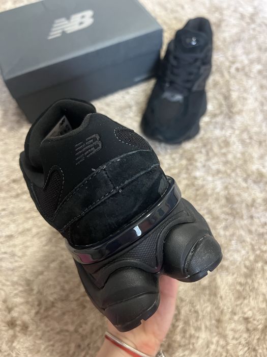 New Balance 9060 “Triple Black”