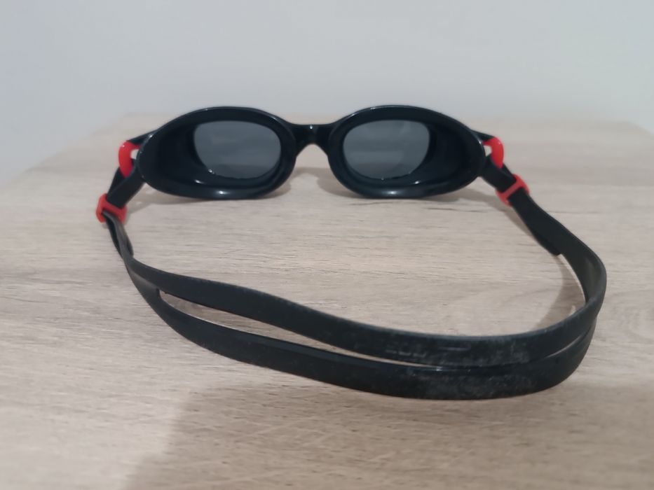 Очила за плуване speedo