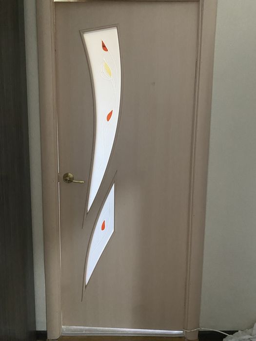 Продам дверь недорого