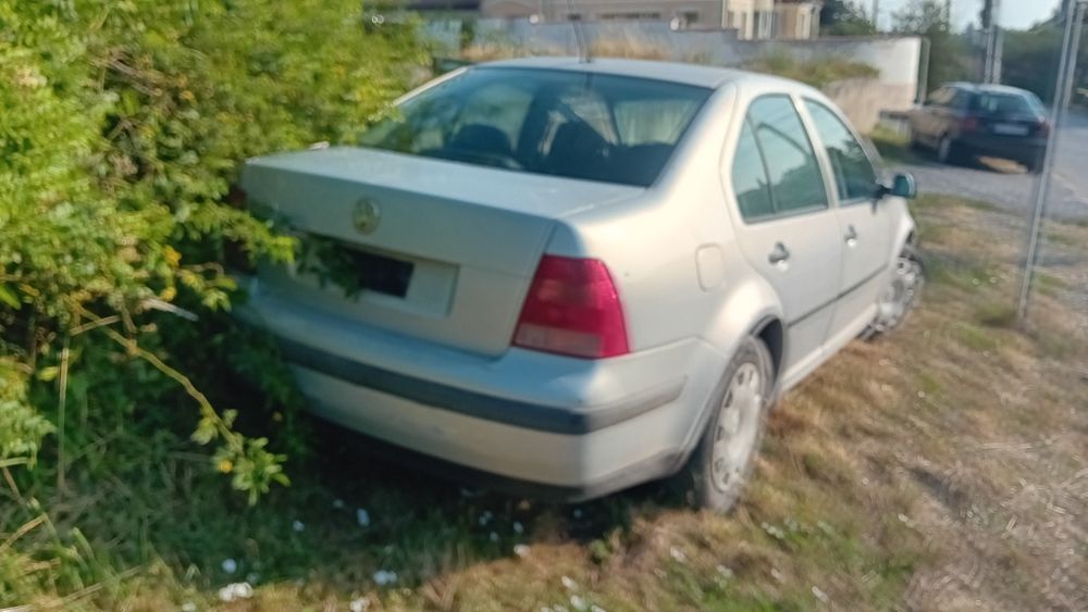 WV Бора 1.6...99гд.за части