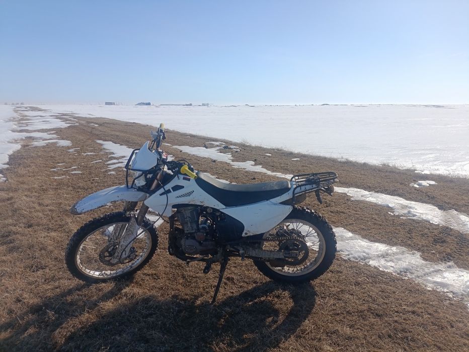Продам мотоцикл эндуро