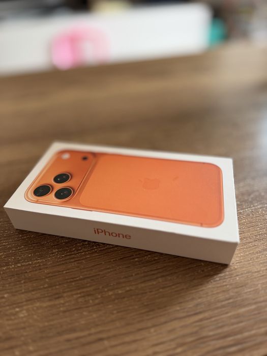 Iphone 17 pro max cosmic orange 256gb Чисто Нов, запечатан