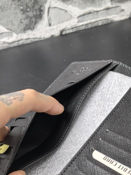 Luis Viton портфейл