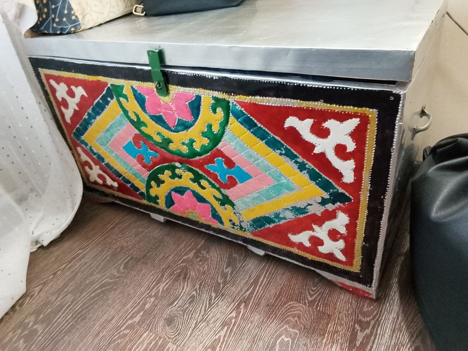 Оригинальный сундук продам