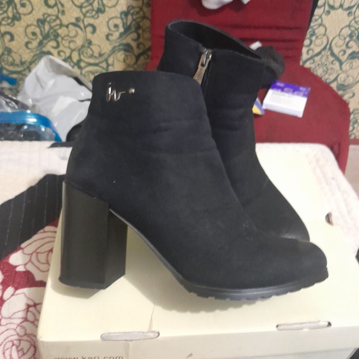 6000 тенге, Продам ботильоны , одевала пару раз