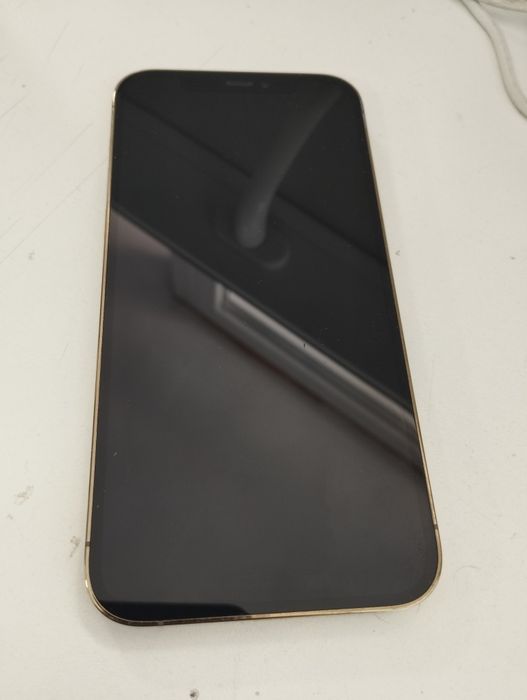 iPhone 12 pro Gold
