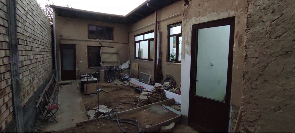 Birlik mahalada 2.20 sotix uchastka sotiladi